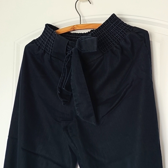 Lightweight navy blue pants size large - Picture 1 of 5